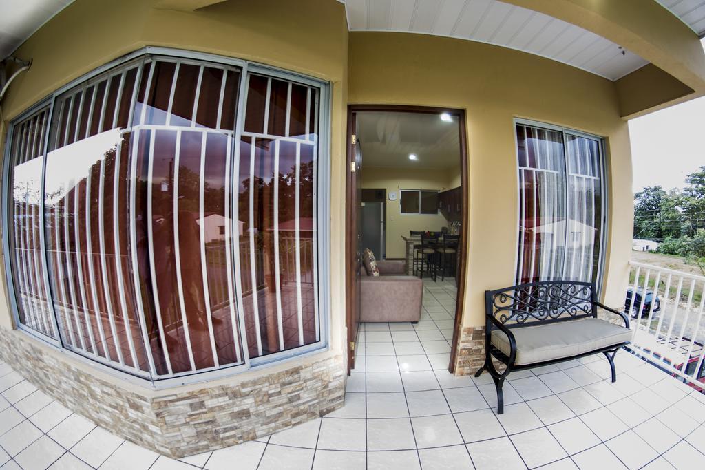 Apartamentos Valle Del Volcan La Fortuna Exterior photo